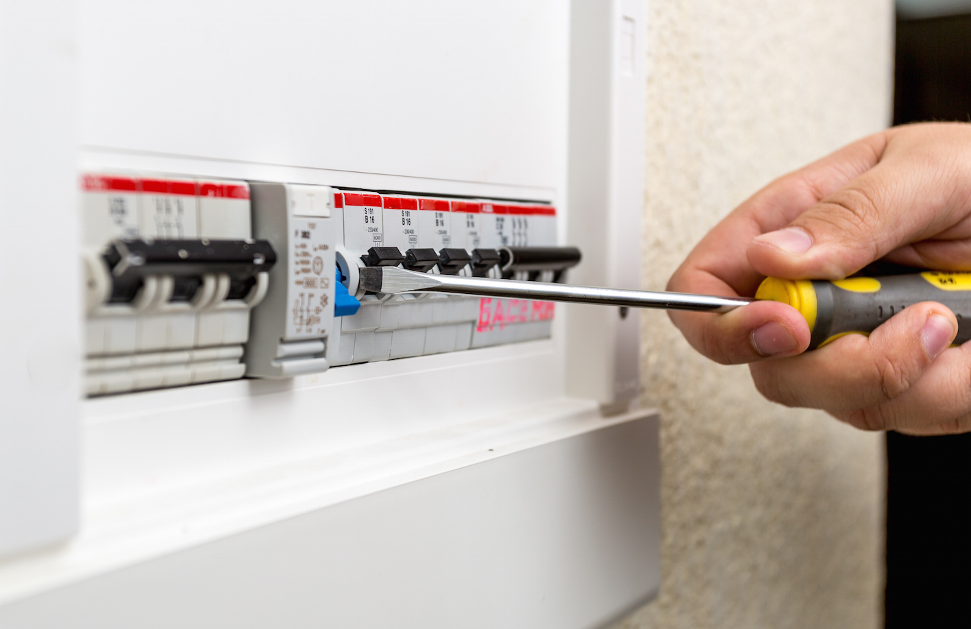 understanding-the-electrical-upgrade-cost-for-a-new-panel